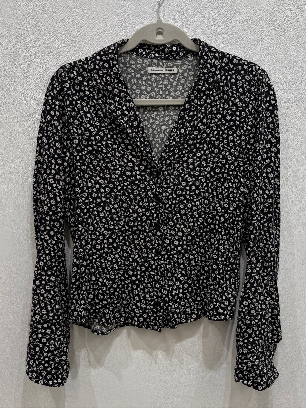 Reformation Black & White Floral Patterned Soft Button-down Top